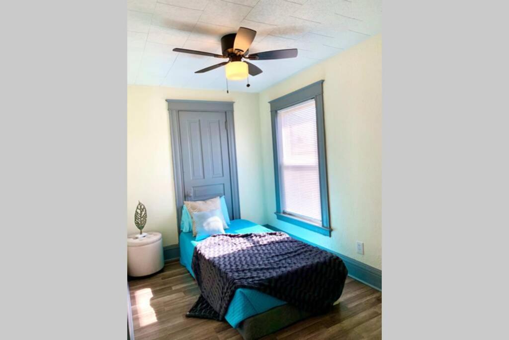 ナイアガラフォールズ 5Br Niagara Getaway Prime Location-Sleeps 10ヴィラ エクステリア 写真