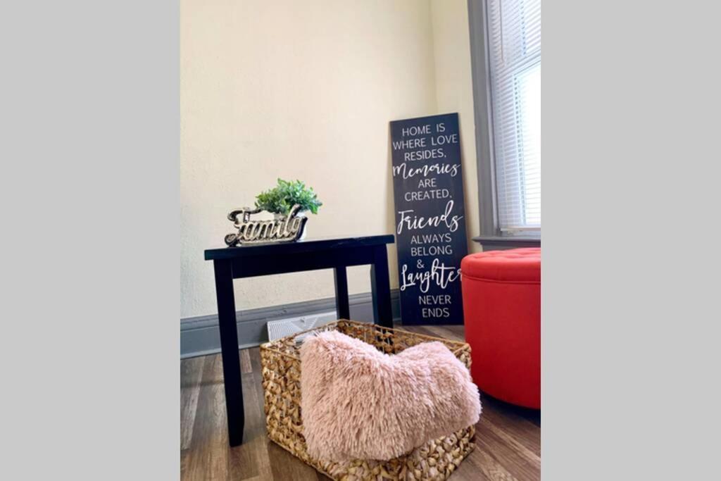 ナイアガラフォールズ 5Br Niagara Getaway Prime Location-Sleeps 10ヴィラ エクステリア 写真