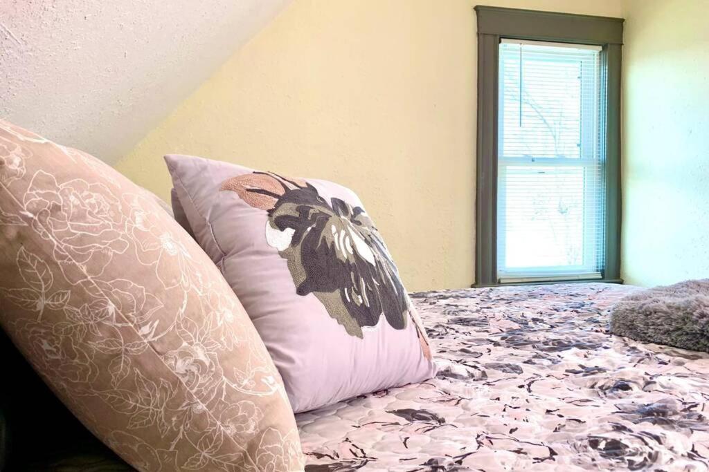ナイアガラフォールズ 5Br Niagara Getaway Prime Location-Sleeps 10ヴィラ エクステリア 写真