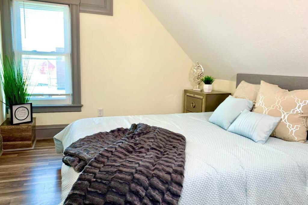 ナイアガラフォールズ 5Br Niagara Getaway Prime Location-Sleeps 10ヴィラ エクステリア 写真
